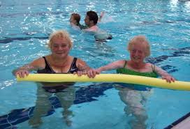 « Tu préfères faire de l’aquagym avec ta mère à Joué les Tours ou manger un bébé souris ? »